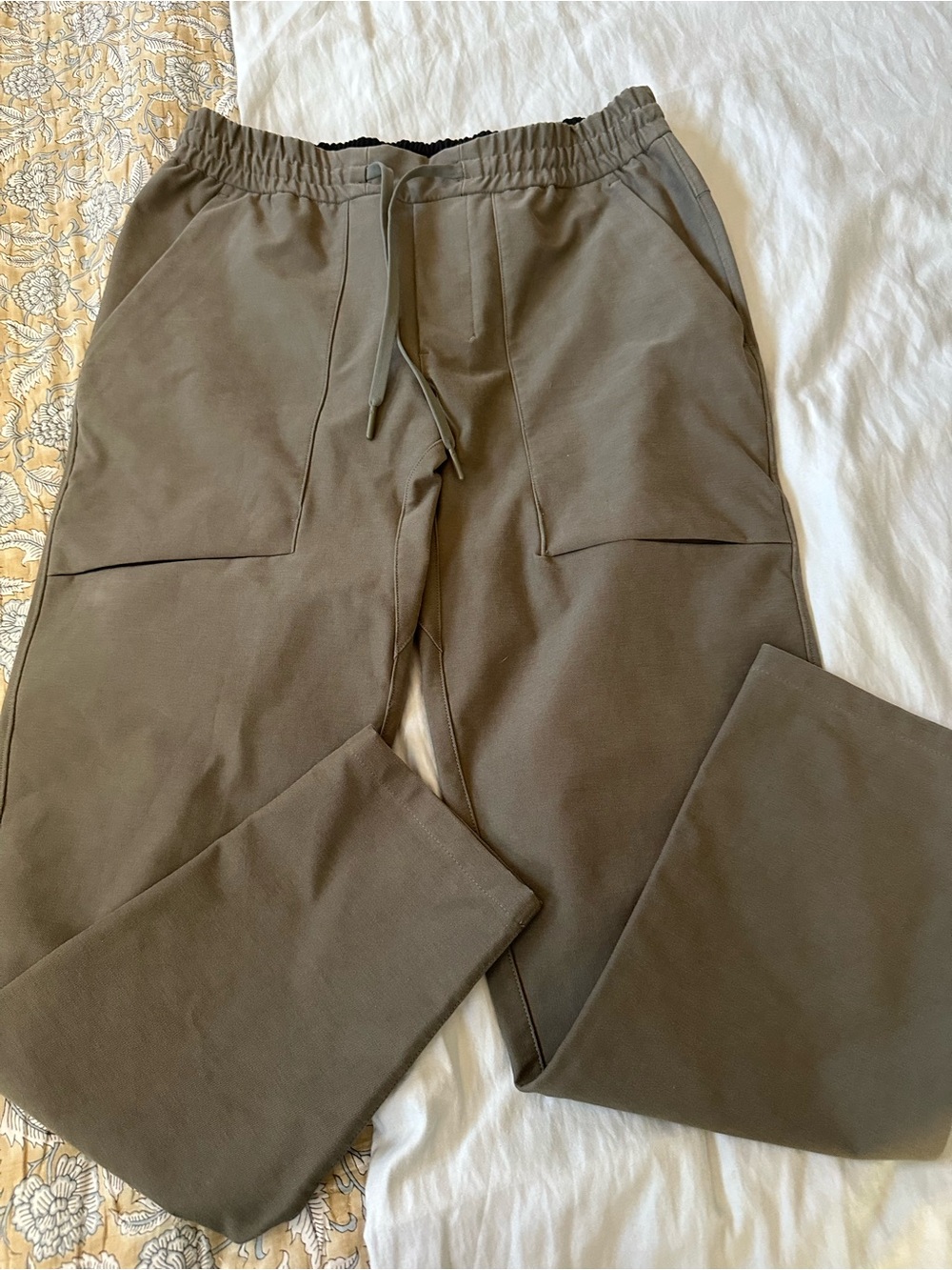 lululemon athletica Olive Green Drawstring Joggers